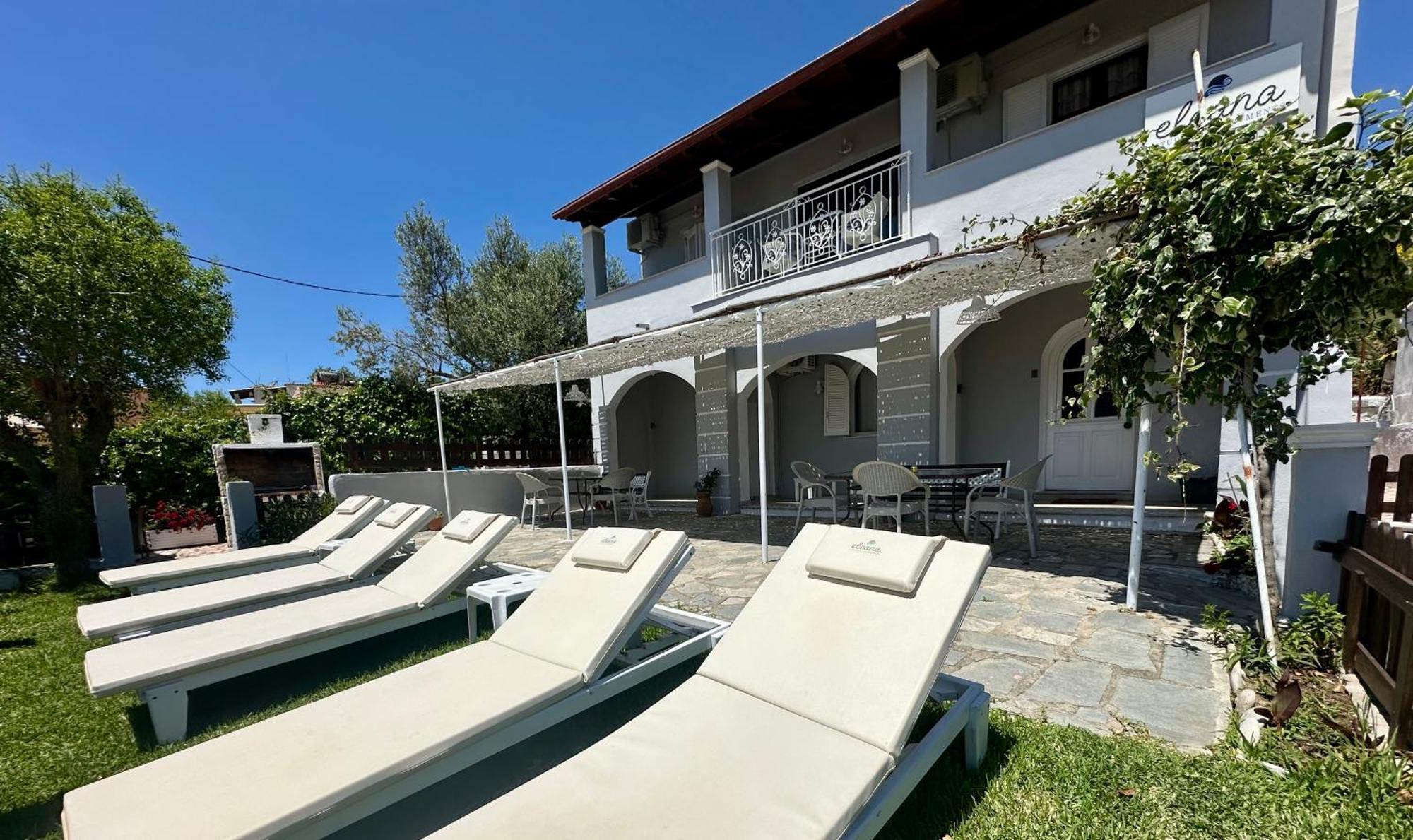 Eleana apartments&studios Agios Georgios Pagon Exterior foto